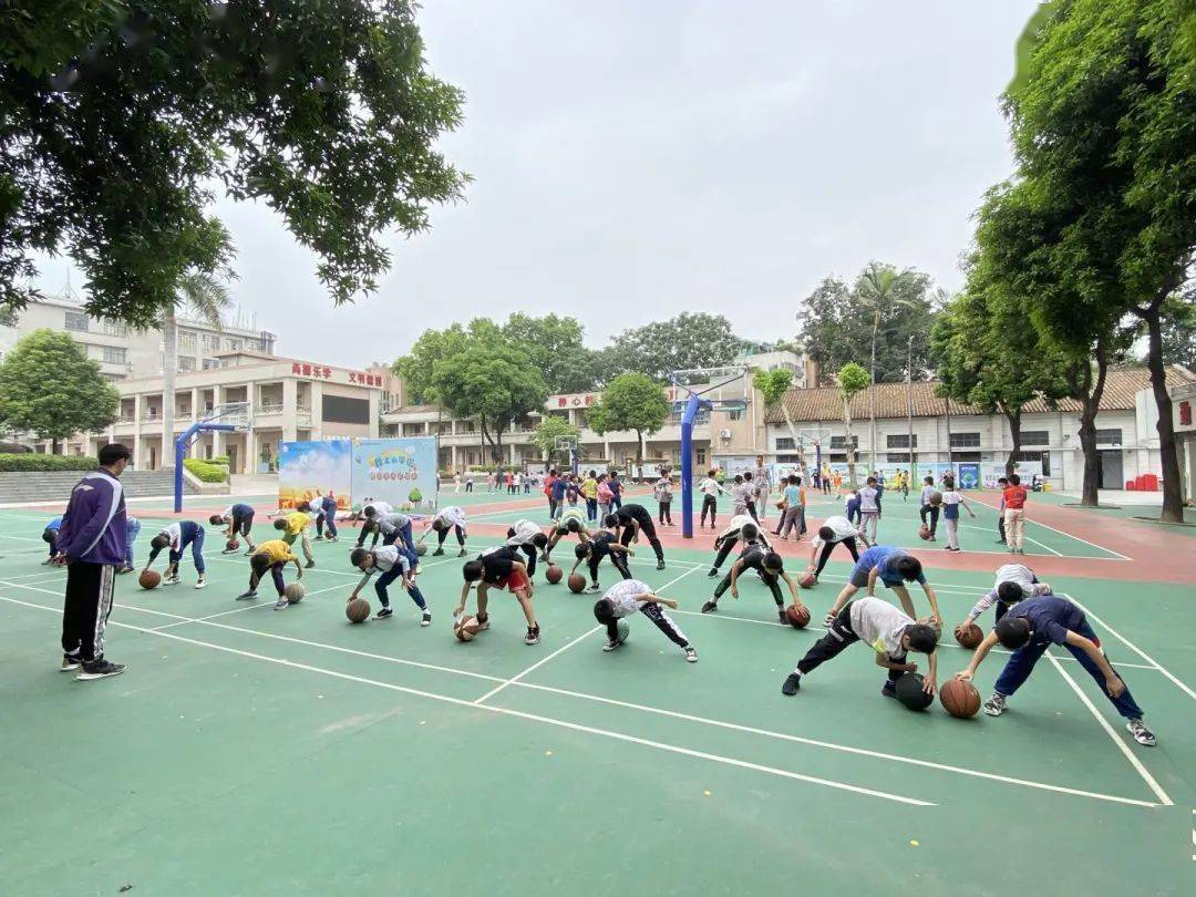 篮球进校园2021年全国青少年体育冬夏令营深村小学篮球项目圆满结束