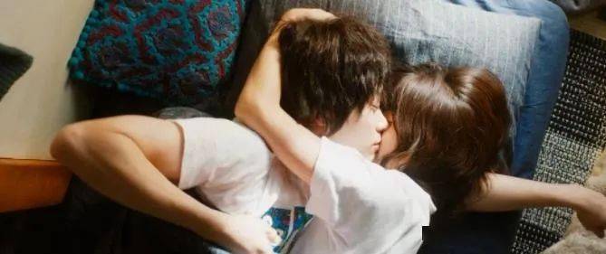 电影|这才是成年人看的爱情片,刺激且真实