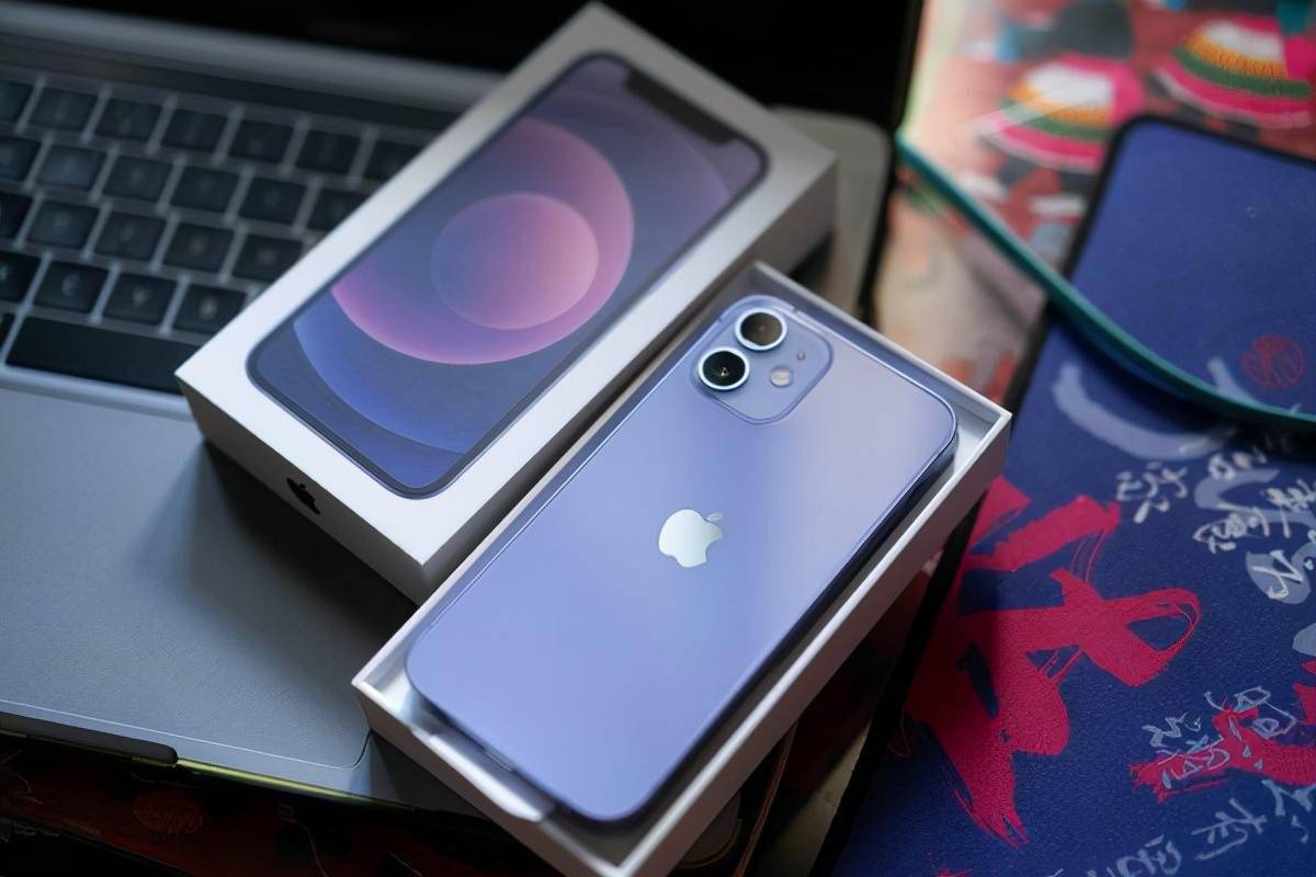 幸福来得太突然?iphone12降至3949元,连果粉也没有想到