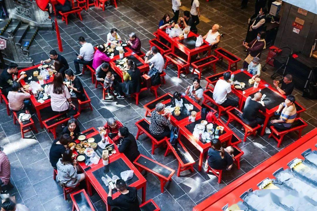 姥姥家春饼唐宴大枣驴肉姜山如此多娇迁安缸炉烧饼饹馇是唐山的特色名