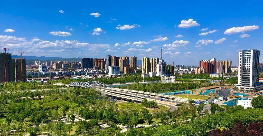 市城市管理局市艺术摄影学会记录城市变迁留住焦作记忆展示美好生活