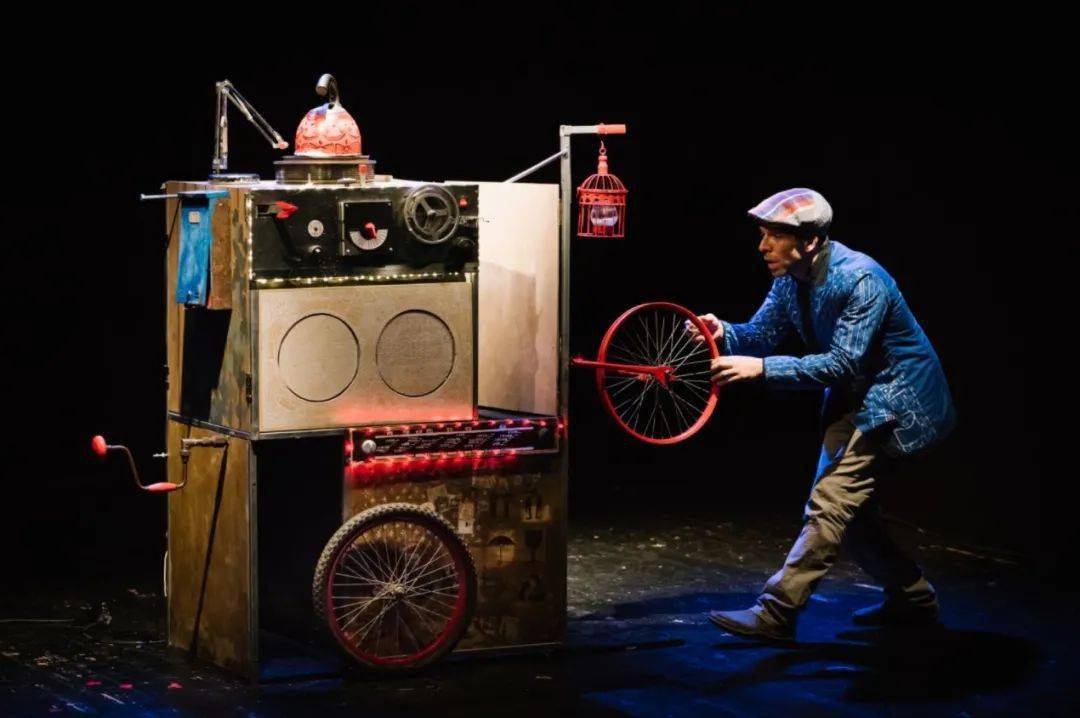 今日开票盒子剧场里看盒子先生的巧妙之旅