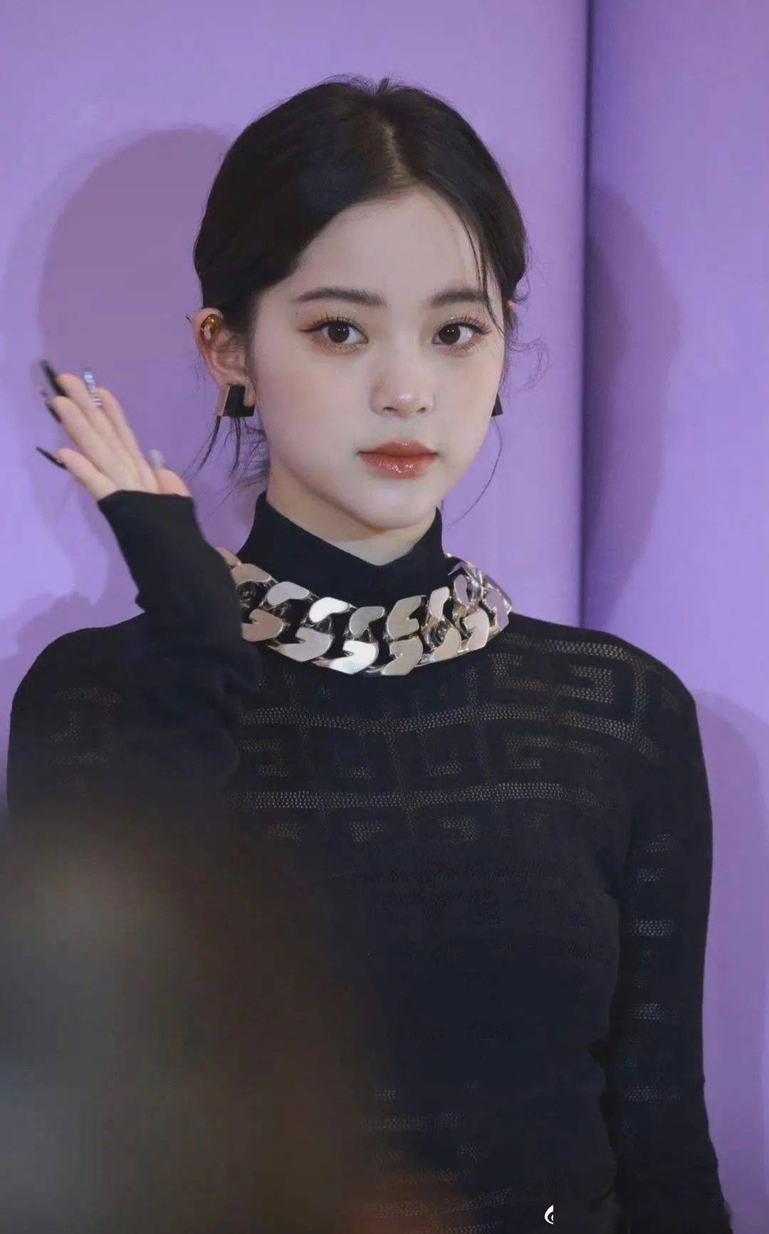 唇膏被赵丽颖吹爆，李佳琦的嘴到底有多好看？