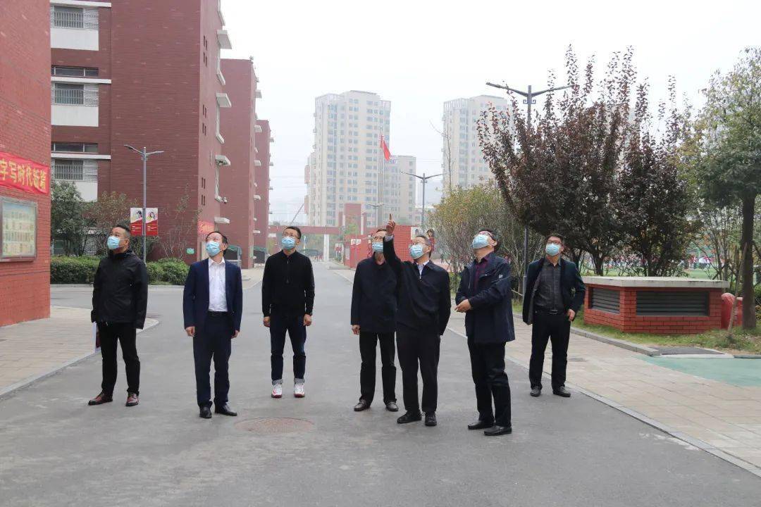 合肥新站区管委会主任王连贵到我校调研