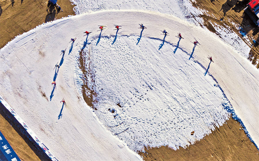 永登越国滑雪场图片