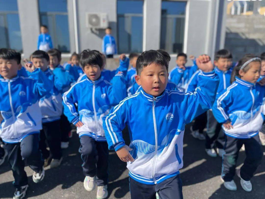 安全演练消防安全铭记于心曹县迎宾路小学消防安全主题活动