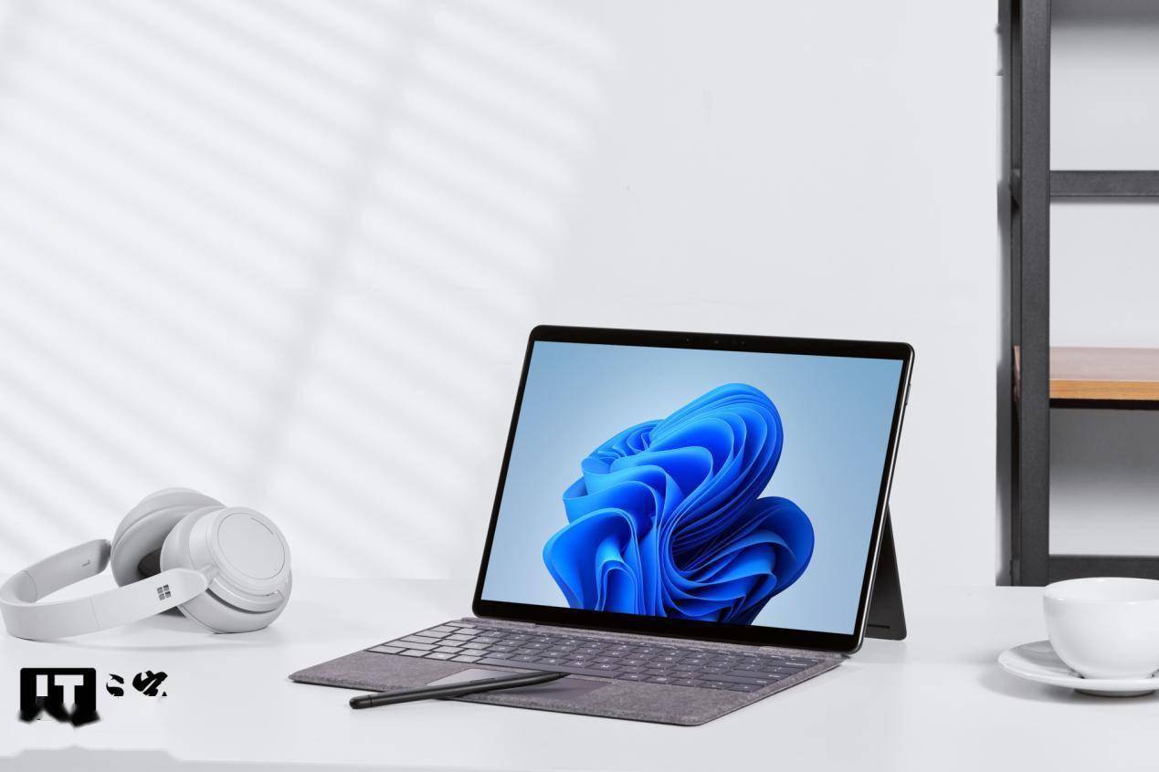 适配器|Surface Pro 8 评测：当最强的二合一遇上最新的 Windows11