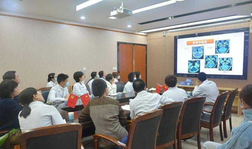 手术|成都仁品开展《侧颅底诊断与治疗》课题培训