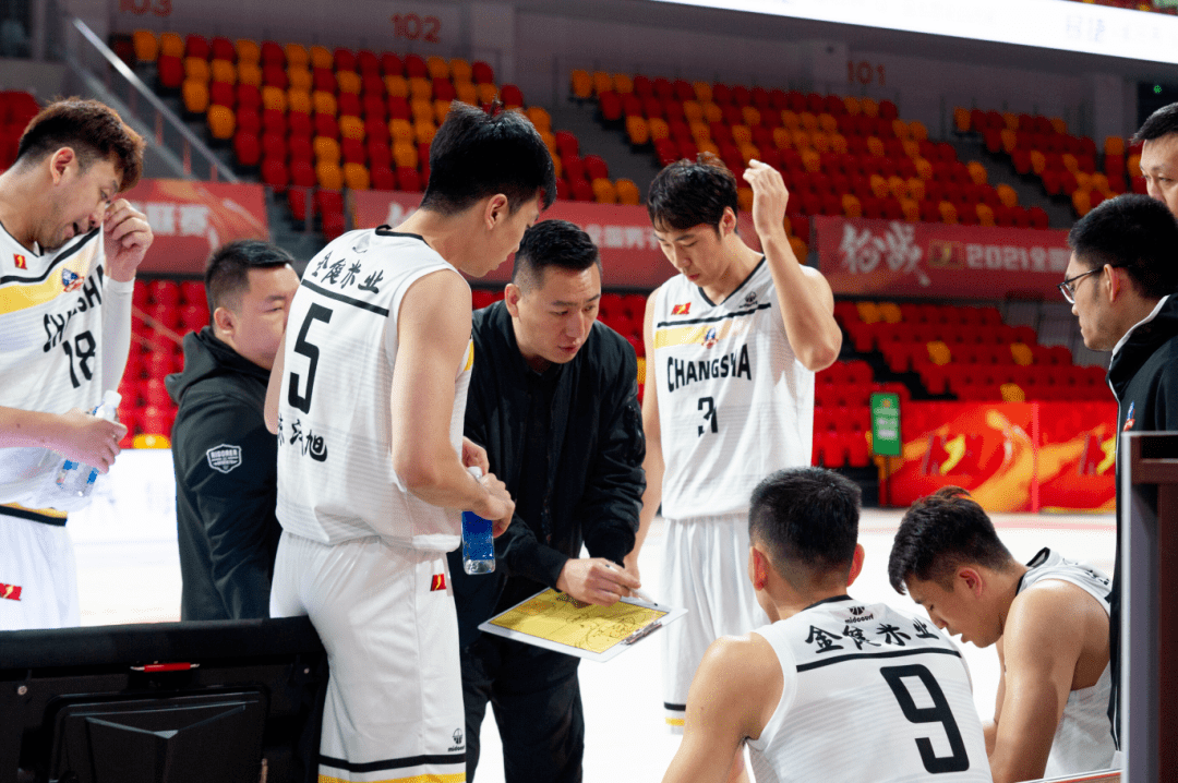 当代|NBL季后赛：长沙勇胜拿下首轮 连续五年挺进四强