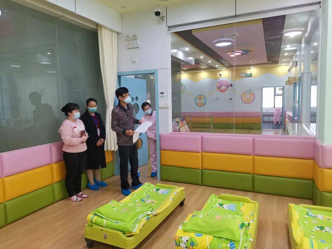 百色市專家組到平果市婦幼保健院開展廣西示範性托育機構市級初評