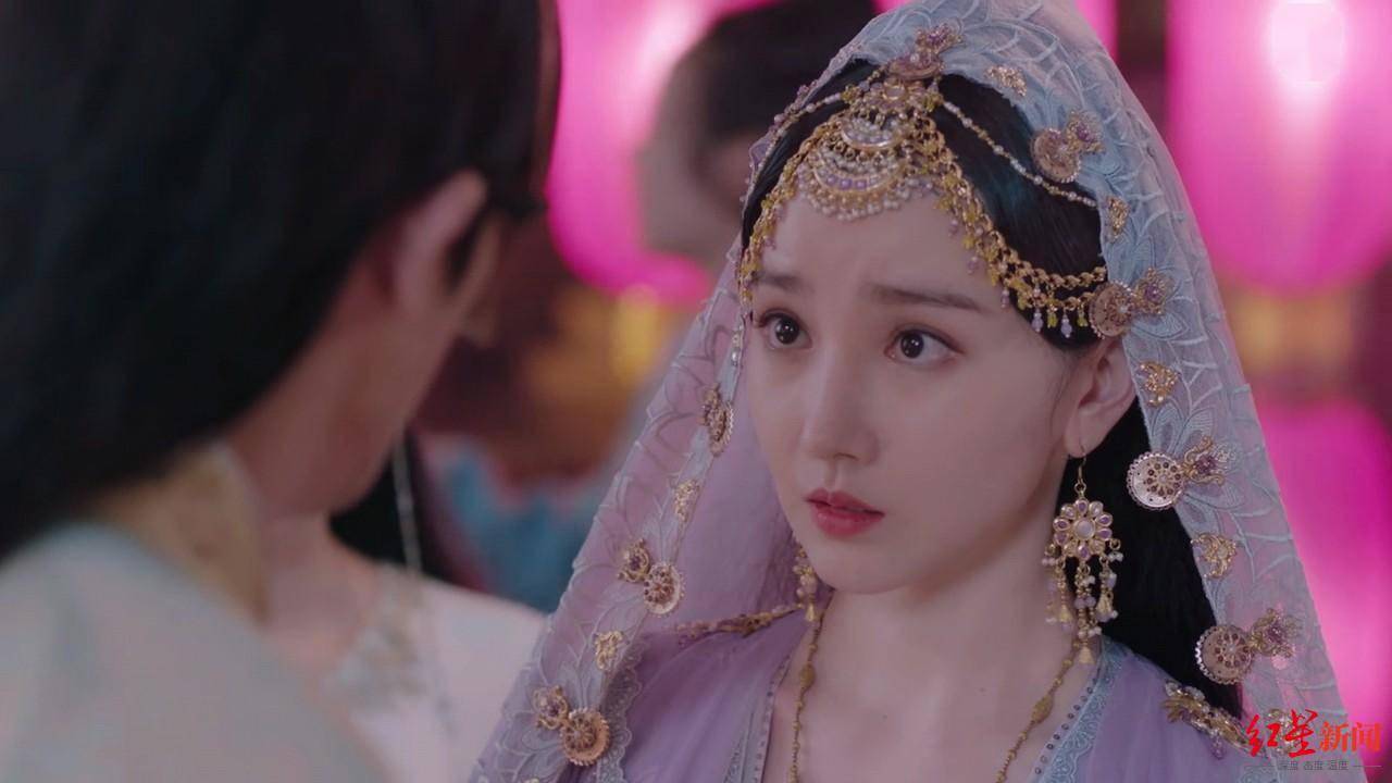 陈伟霆|小邱鉴剧｜杨幂新剧首播：古装造型亮眼，剧情仍显老套