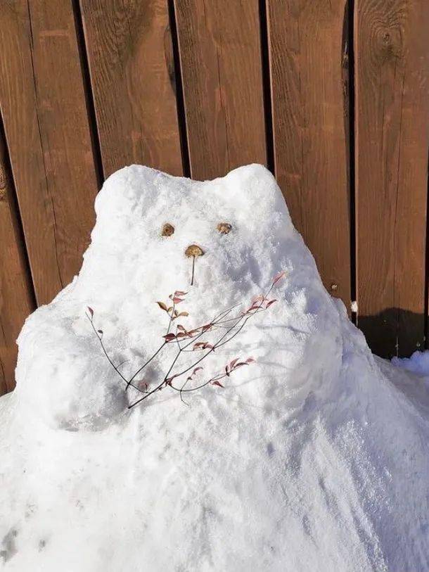 感觉见多了花里胡哨的奇怪雪人，今天就来看点可可爱爱的！