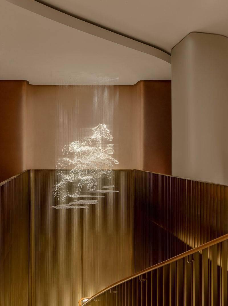 影像|赶场 ｜11月艺术季里看艺术与奢侈品的交锋