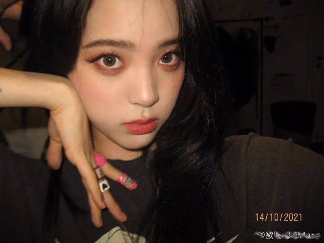 面部美人计 | 欧阳娜娜和娜扎的中庭缩短术，大鼻子星人看过来