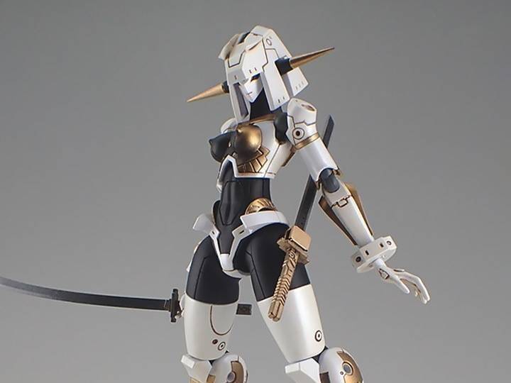 模玩|模玩资讯：侵略ROBO《机动动姫MoMo》黑/赤/铁&白/黒/金 模型发售