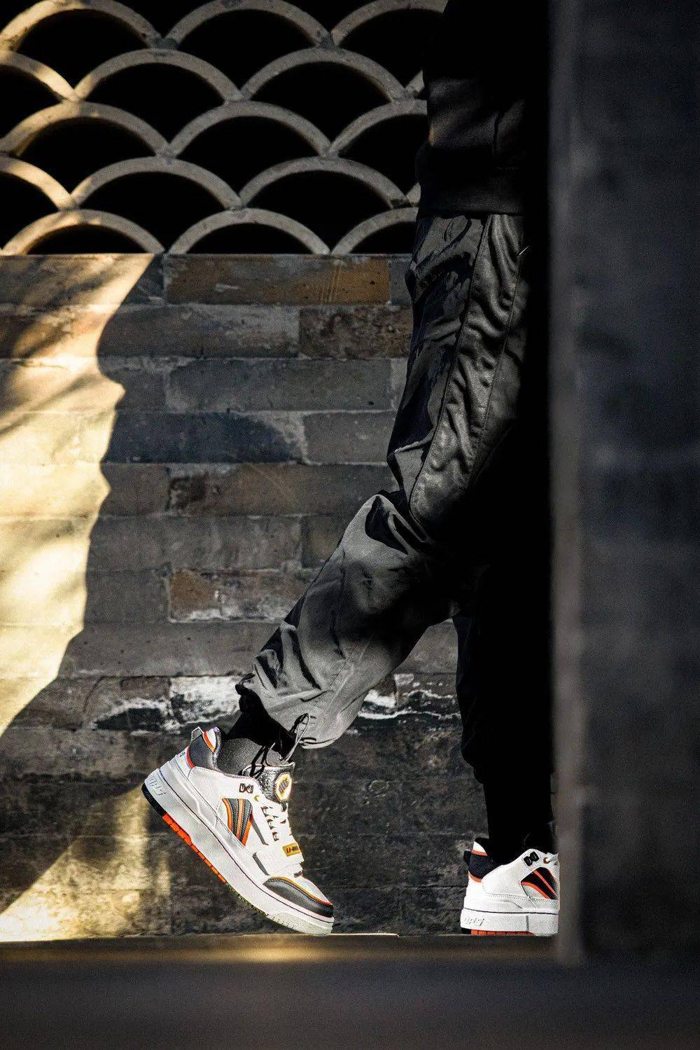 小寨 等了一年终于来了！「长安少年」新鞋开箱！下周就要抢！