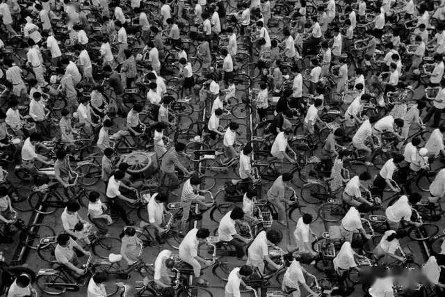 设备要单反何用？手机照样拍出自行车大片！