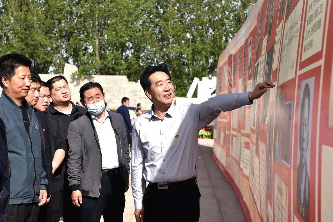 巩秋演——信都区浆水中学党总支部书记,校长擦亮深山教育的璀璨明珠