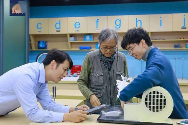 72岁女教授硬核科普，百万网友粉上她！