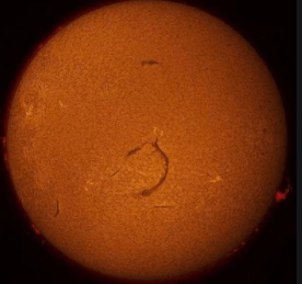 云南天文台发现形成太阳暗条的观测证据