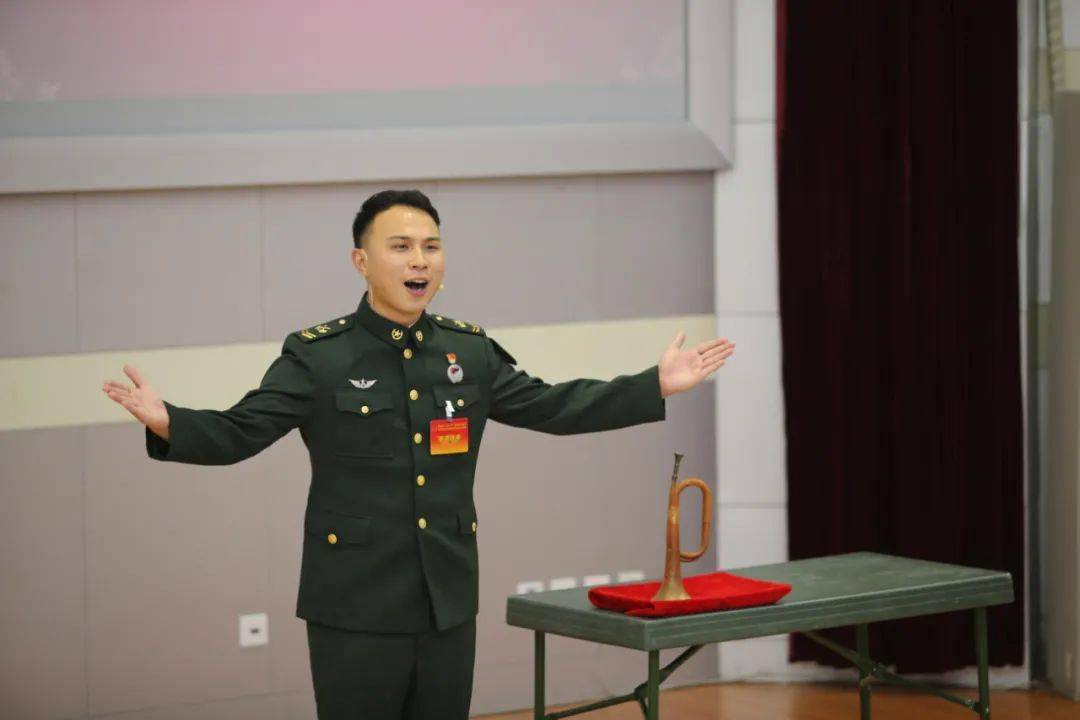 据了解,该旅结合"以实际成效检验思想政治教育质效"