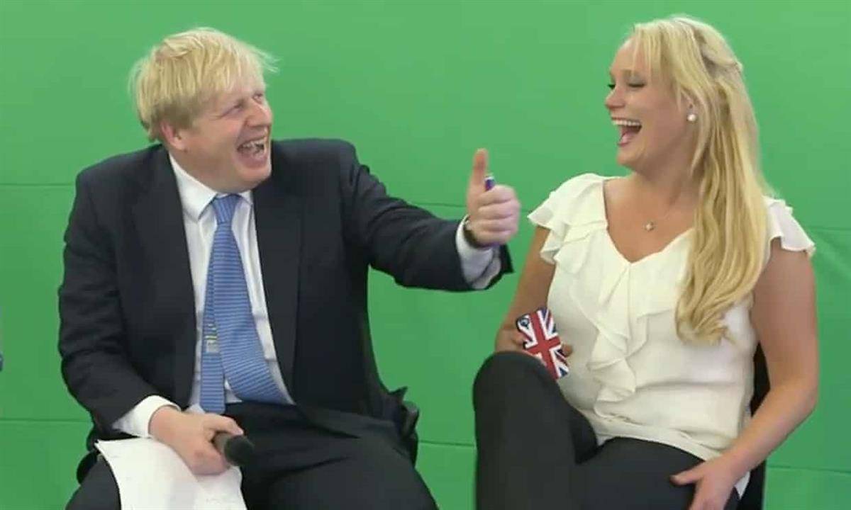 英国首相与前女友的恋爱日记曝光：鲍里斯哭求成为女方“垫脚石”