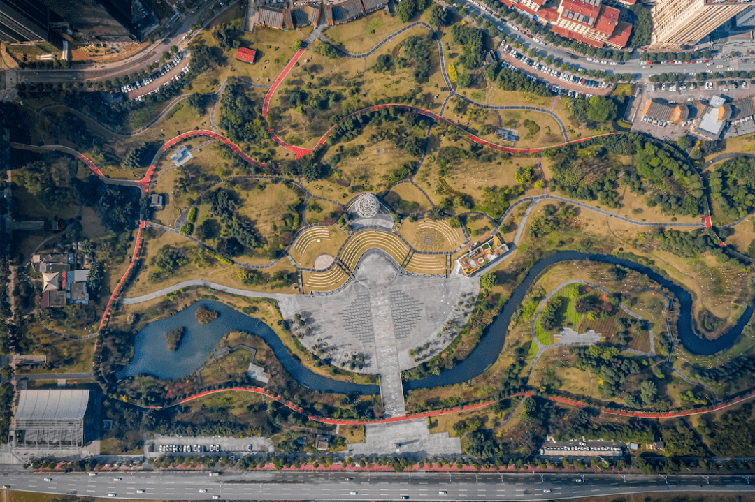 大学城中央公园 实景图罗中立美术馆 实景图重庆大学重庆师范大学