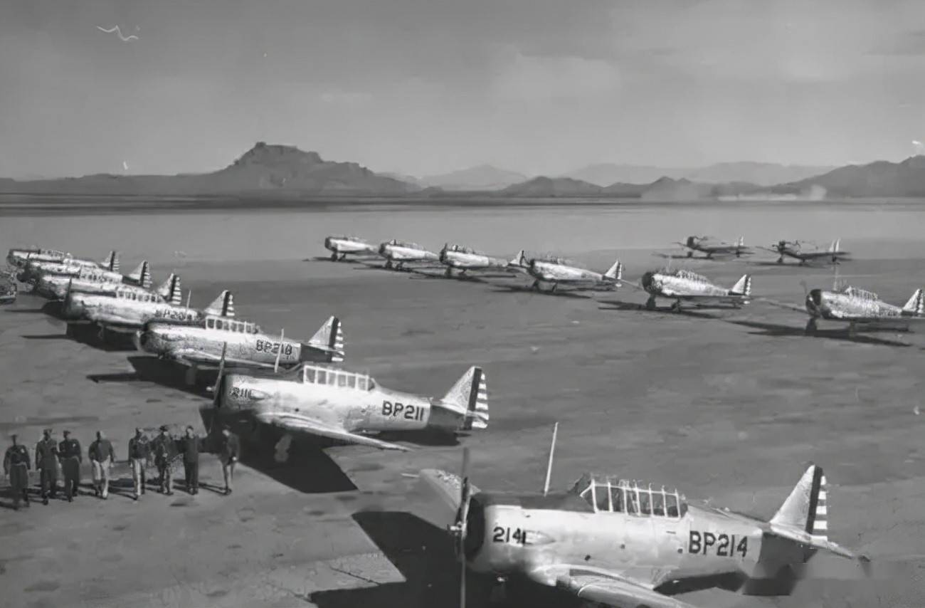 神秘543部队进驻长沙军区领导看望还带夫人省军区后勤部长