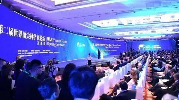 15岁高一女生解开世界性难题，婉拒央视采访：别让我妈看到