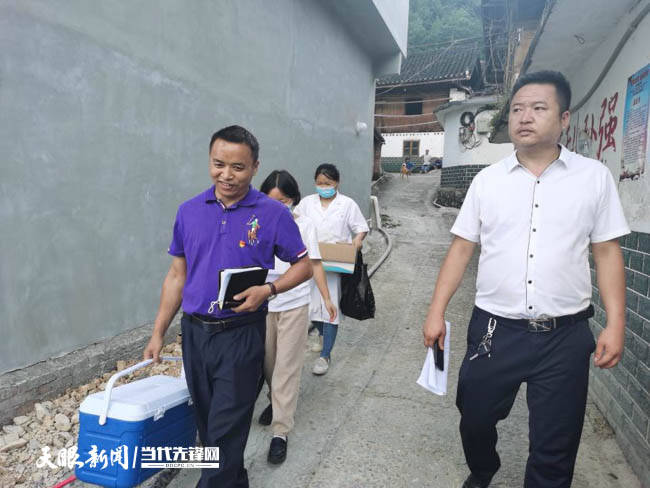 平塘驻村三式驻进群众心窝窝平塘县乡村振兴驻村帮扶工作纪实