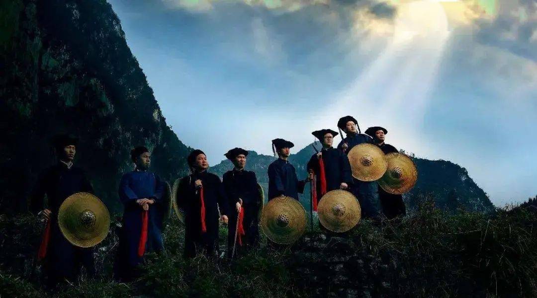 安顺宝藏共享非遗丨英雄史诗亚鲁王王的故事里诉说苗族的前世今生