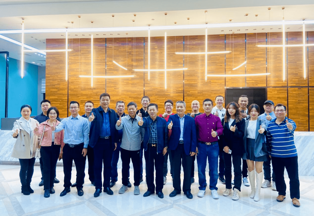 友鑫小贷董事长兼河源市金融协会会长李文东,副会长蓝倡祥,监事长