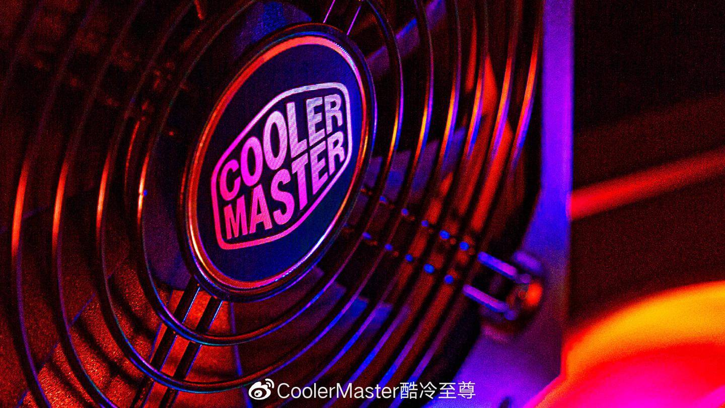 3499 元，酷冷至尊推出 M2000 白金电源：最高效率 94%