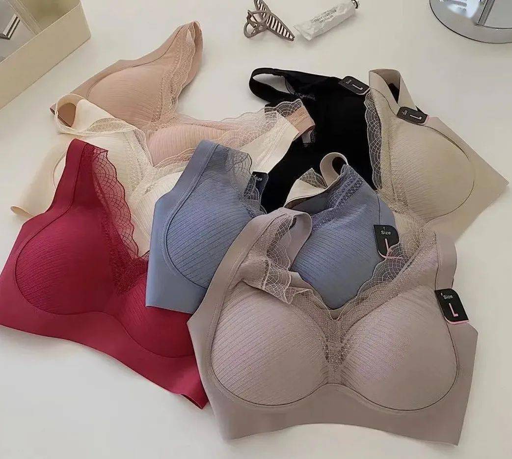 内衣内衣界的“爱马仕”，从A到C，“1秒挺拔”，托胸不下垂，聚拢无痕超舒服~