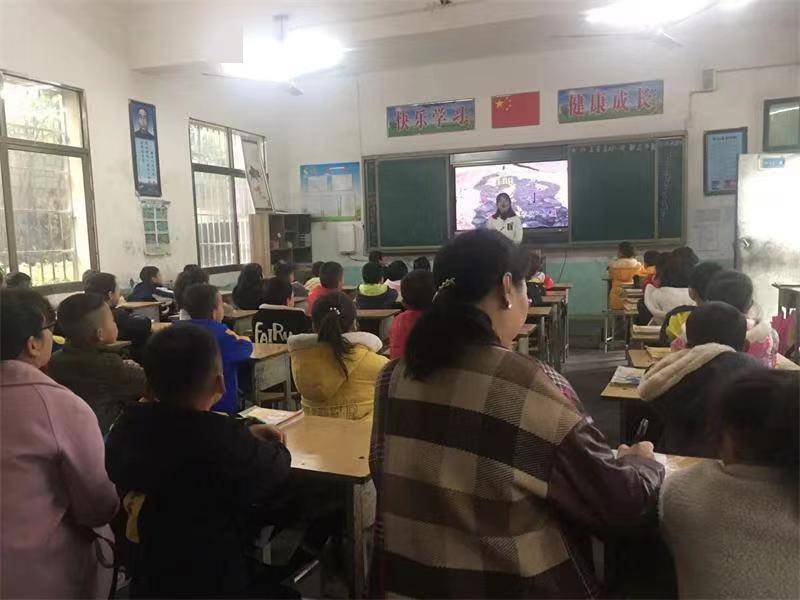 影子|结对芙蓉，以课促研——北塔区陈家桥学校与芙蓉学校开展联合教研活动