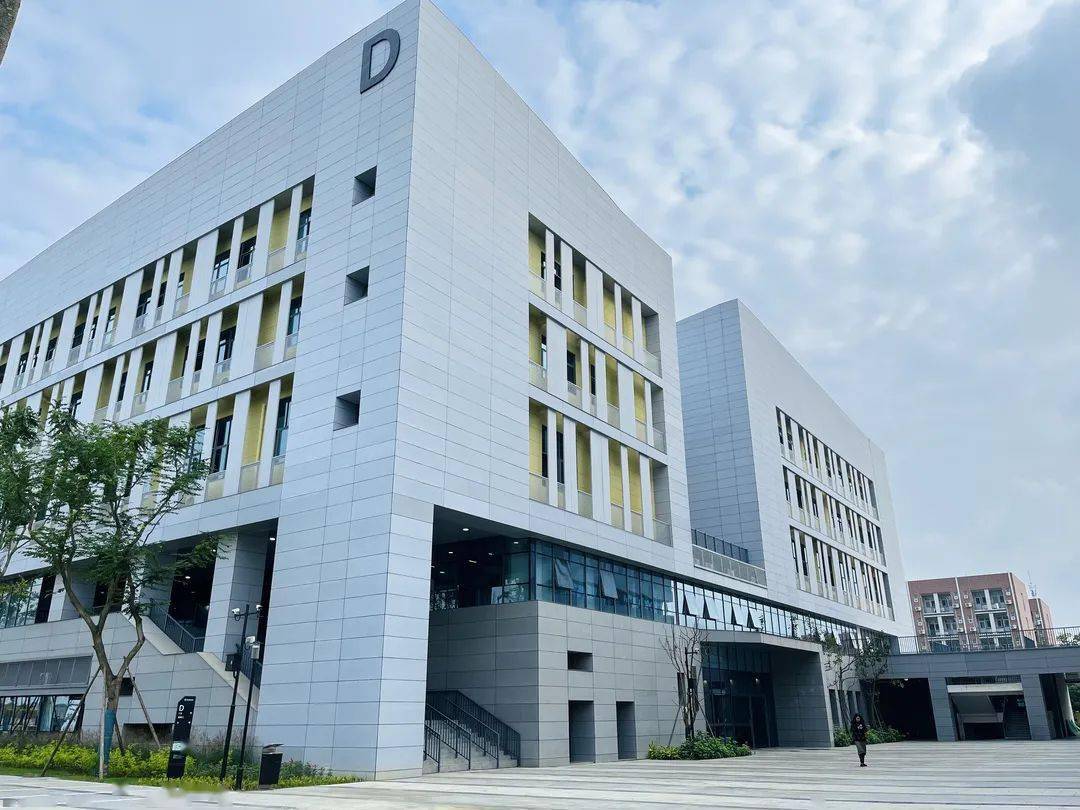 砥砺实干不负韶华庆祝中国东盟艺术学院成立四周年