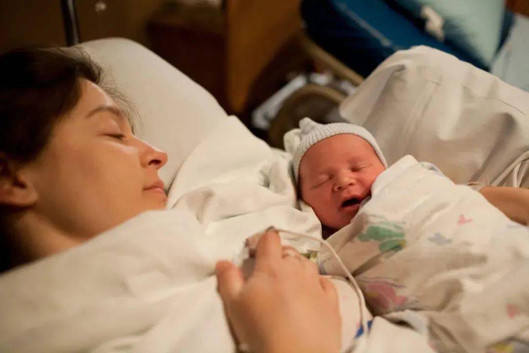 摄图|痛经真的只是来大姨妈了吗？还有可能是......