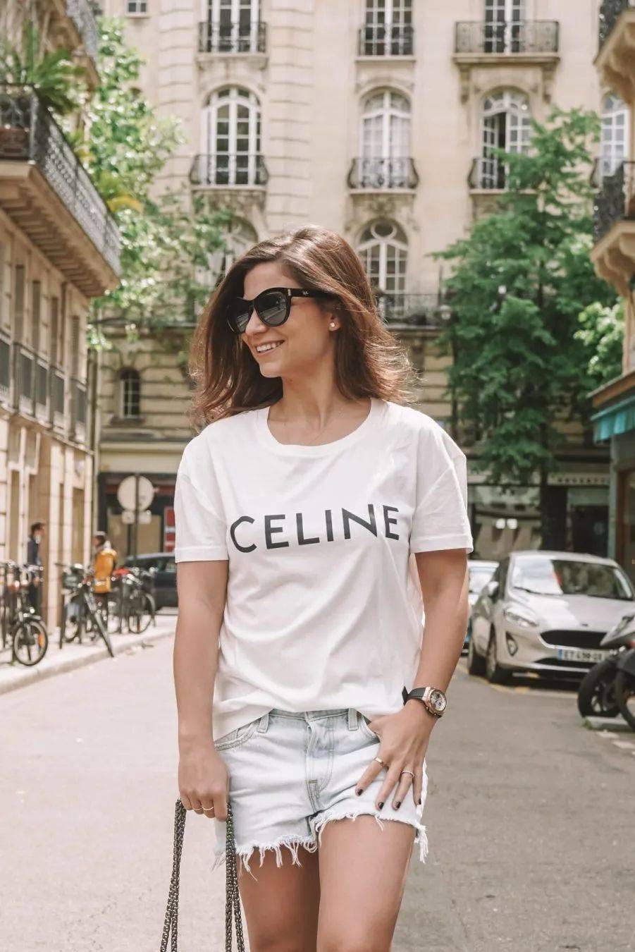 品牌CELINE风越刮越猛