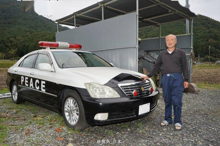 兵库县农户自制"假"警车防止乱扔垃圾 & 东京旧原宿站已不复存在