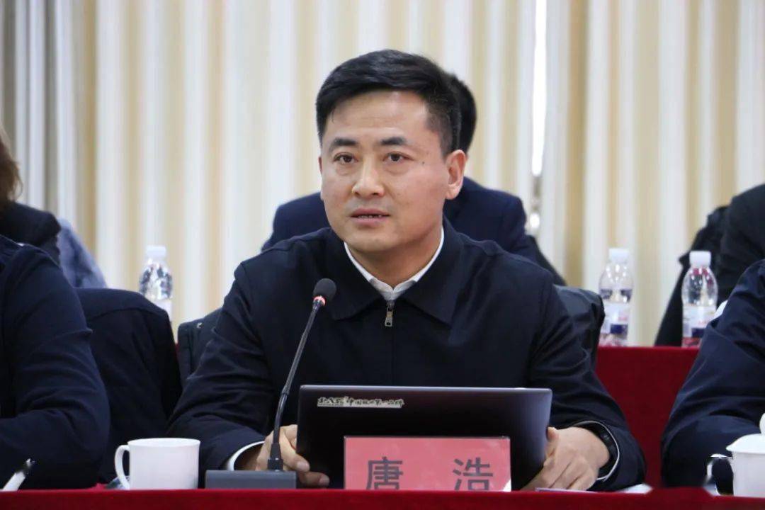 11月20日上午,北大荒农垦集团有限公司党委委员,副总经理唐浩在闫家岗