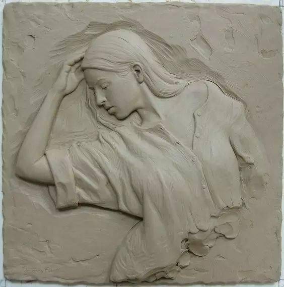 浮雕平面上的凹凸艺术