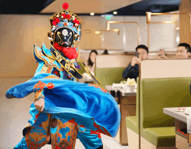 布里斯班海底捞招管培生啦广纳贤才邀请你加入我们温暖的大家庭