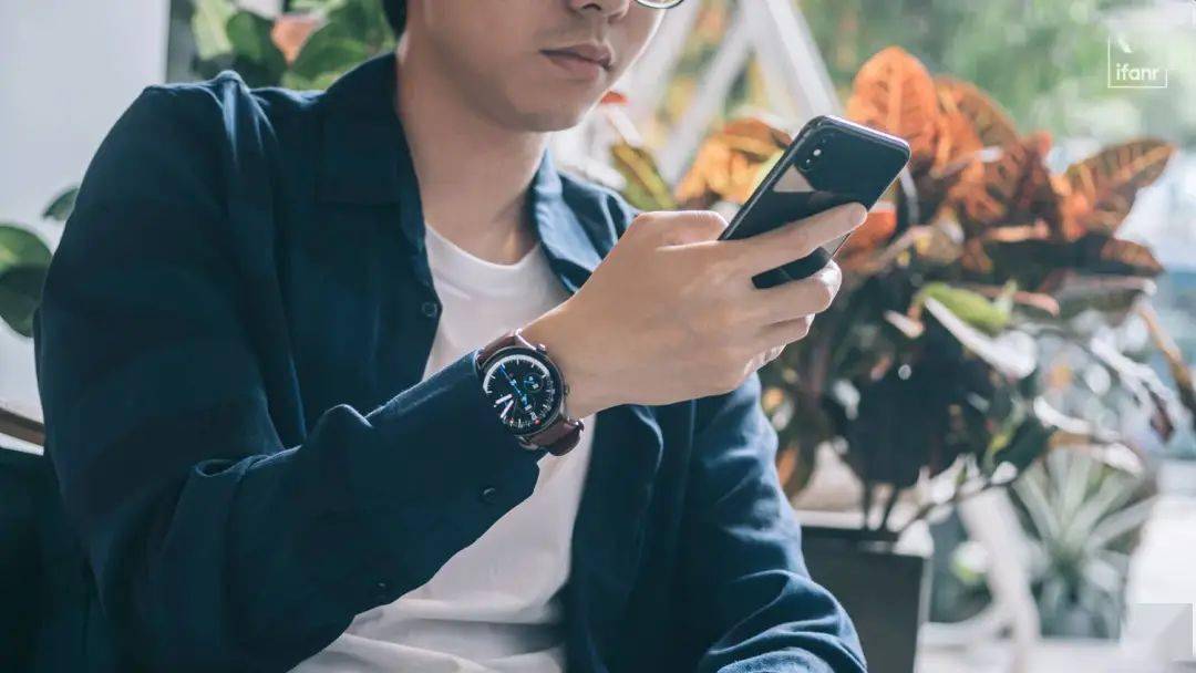 Amazfit GTR 3 Pro 体验：两周一充，千元售价，还新增了血压筛查