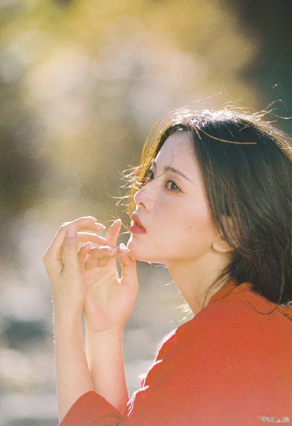 面的女明星们亲身力证“腮红是妆的灵魂”！