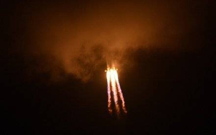 去年今日，嫦娥五号发射成功