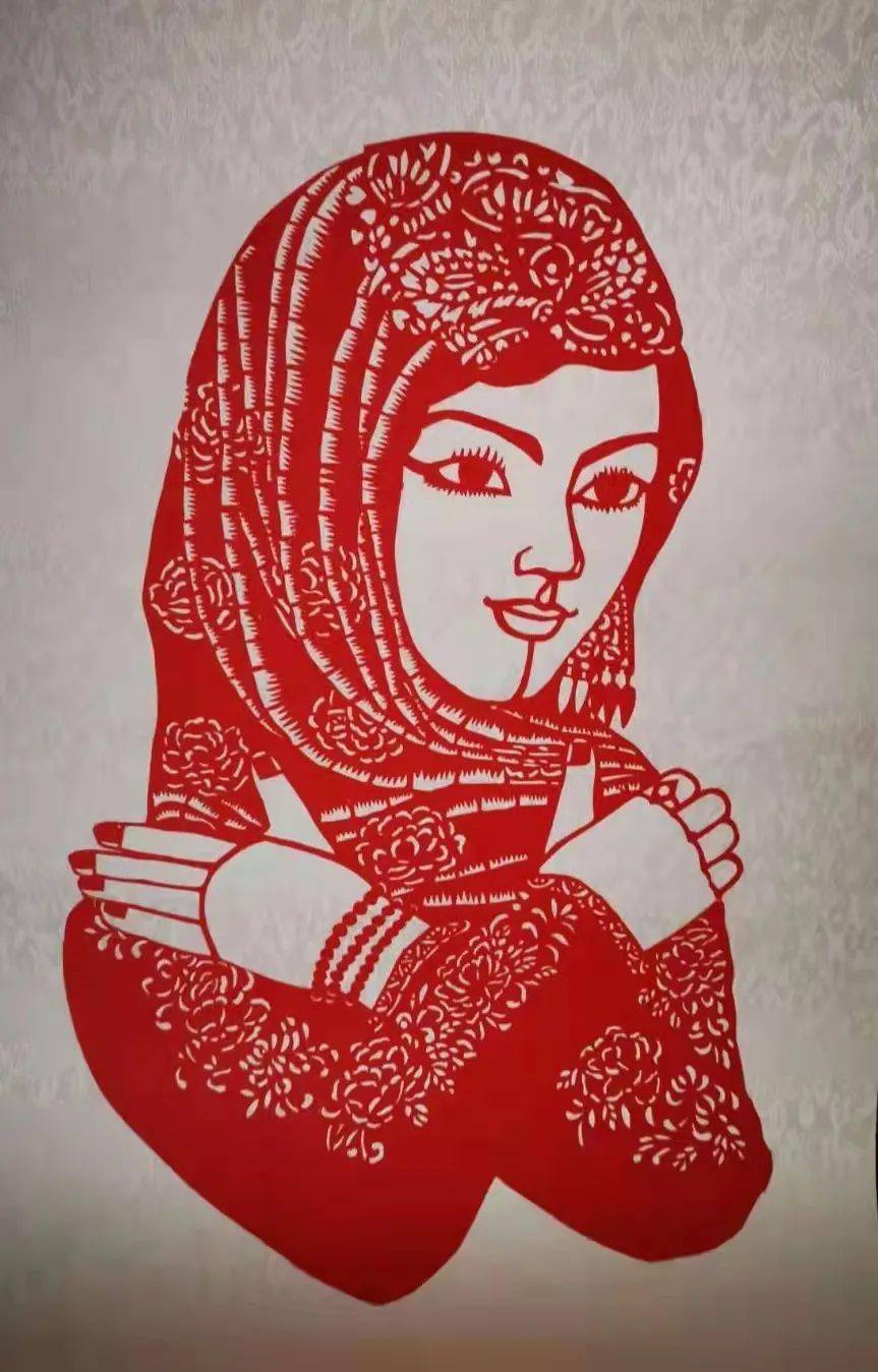 黑龙江张凤英剪纸作品美丽女孩系列赏析
