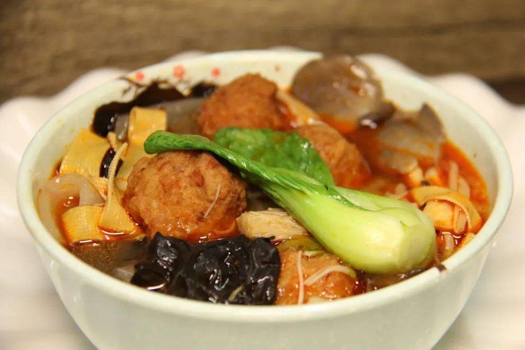 丸子烩菜售卖地点:9号窗口▲香酥五花肉售卖地点:18号窗口注:周一至