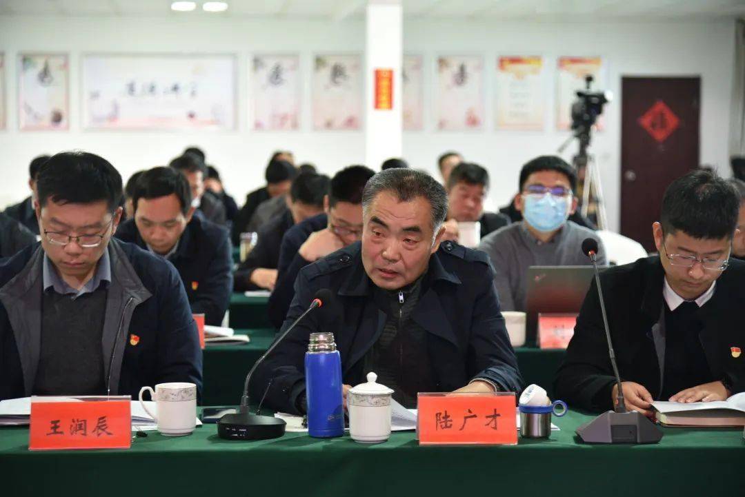 现场观摩第二站,来到了口岸街道徐庄村,在老典型"狗不叫书记"徐勤生的