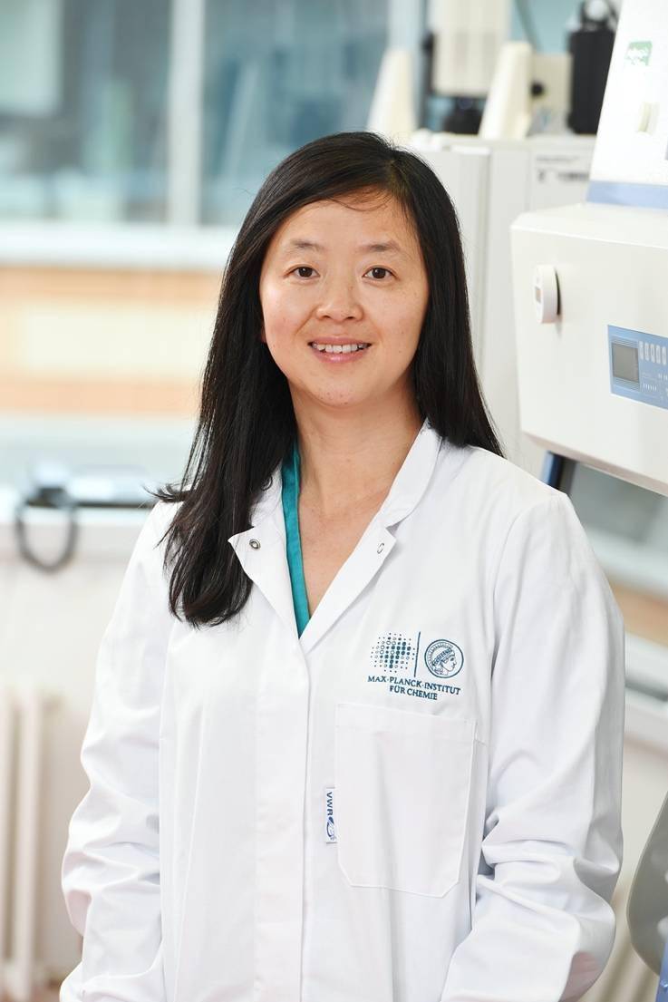 专访｜中国女科学家程雅芳研究口罩防新冠机制获德国大奖