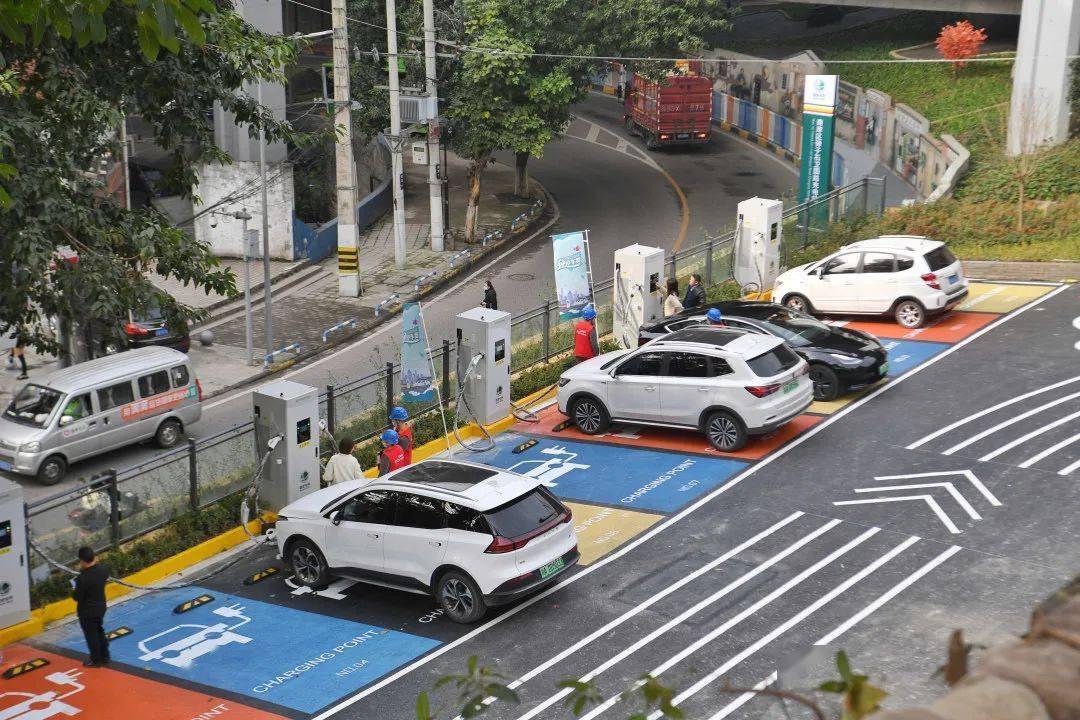 我为群众办实事 | 弹子石卫国路停车场正式投入运营!